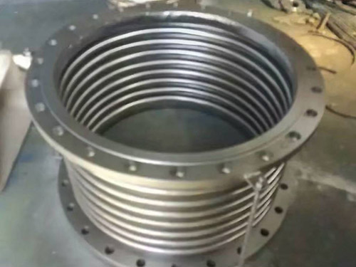 轴向内压式波纹管