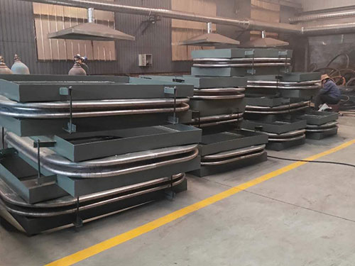 矩形圆角波纹补偿器